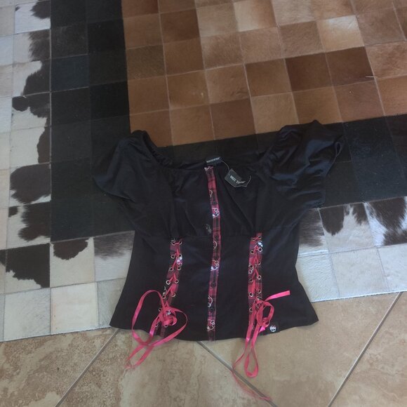 Hot Topic   Monster High collection top size 2x New - Picture 1 of 3